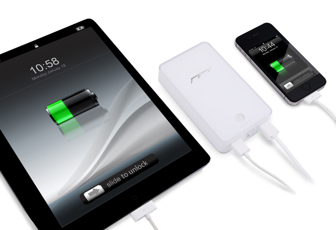 crystal power bank charging iphone and ipad